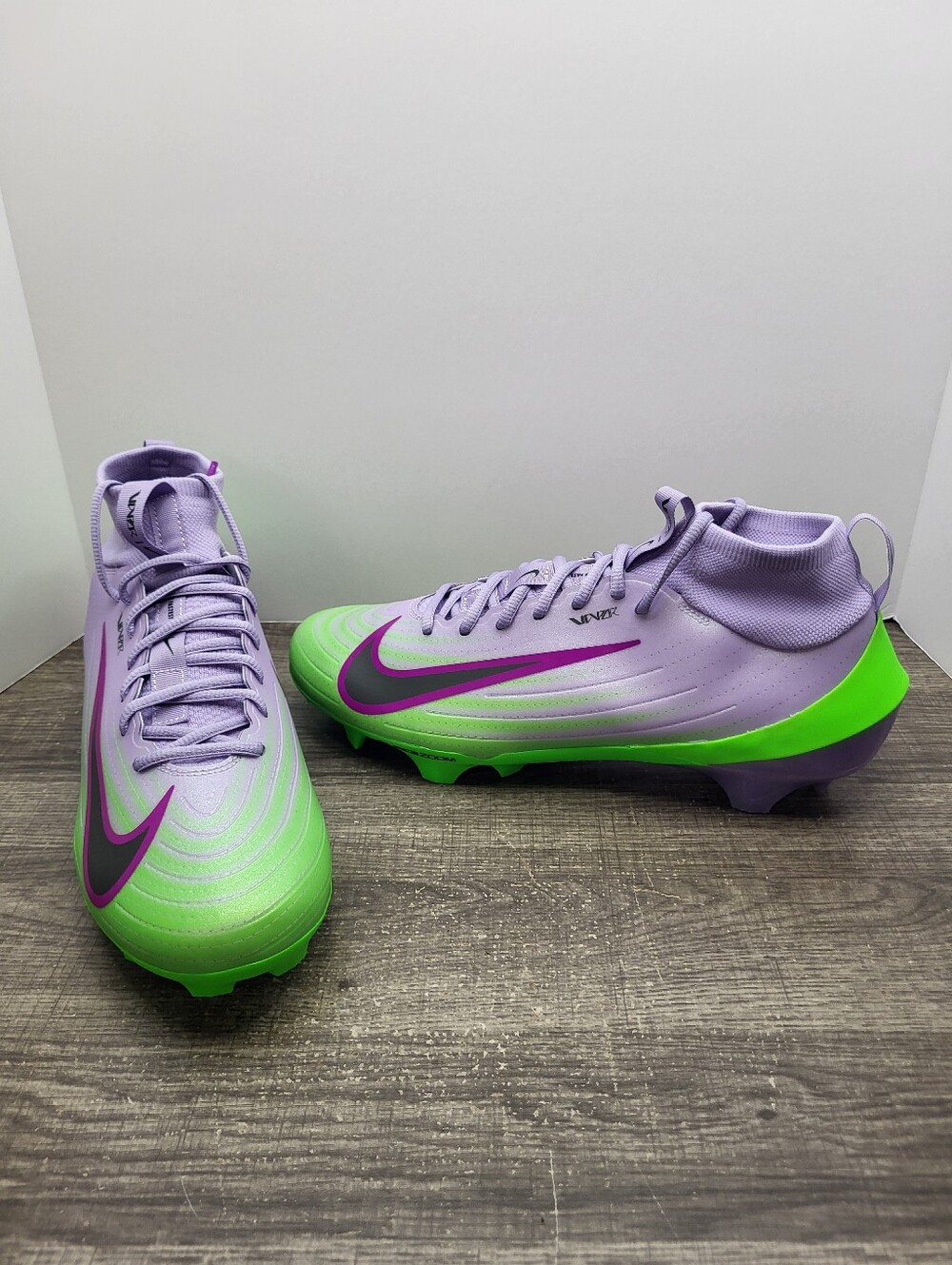 Nike Vapor Pro 1 Football Cleats Green Purple IB8250-500 Men's Size 11.5 New